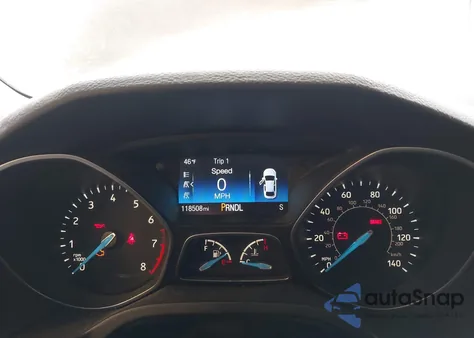 2016 Ford Focus Se z USA, uszkodzony, nr VIN 1FADP3F21GL203761